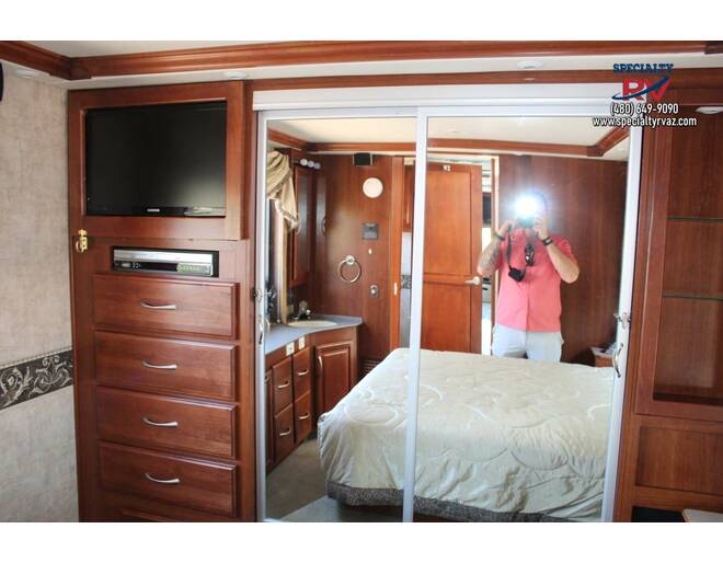 2007 Fleetwood Discovery Freightliner 39S Class A at Specialty RVs of Arizona STOCK# Y14869 Photo 26