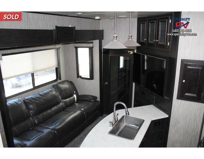 2018 Heartland Fuel 352 Fifth Wheel at Specialty RVs of Arizona STOCK# 366325 Photo 12