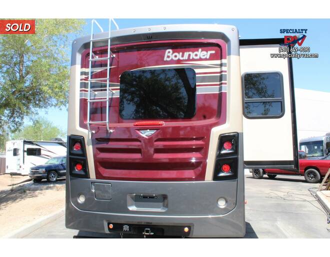 2017 Fleetwood Bounder Ford 33C Class A at Specialty RVs of Arizona STOCK# A15574 Photo 5