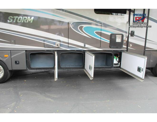 2017 Fleetwood Storm Ford 34S Class A at Specialty RVs of Arizona STOCK# A05593 Photo 9