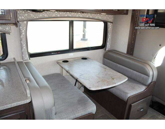 2018 Thor Chateau Ford 31E Class C at Specialty RVs of Arizona STOCK# C29495 Photo 11