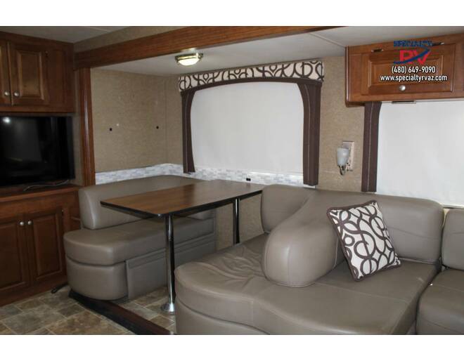 2014 Thor Miramar Ford 32.1 Class A at Specialty RVs of Arizona STOCK# A00250 Photo 14