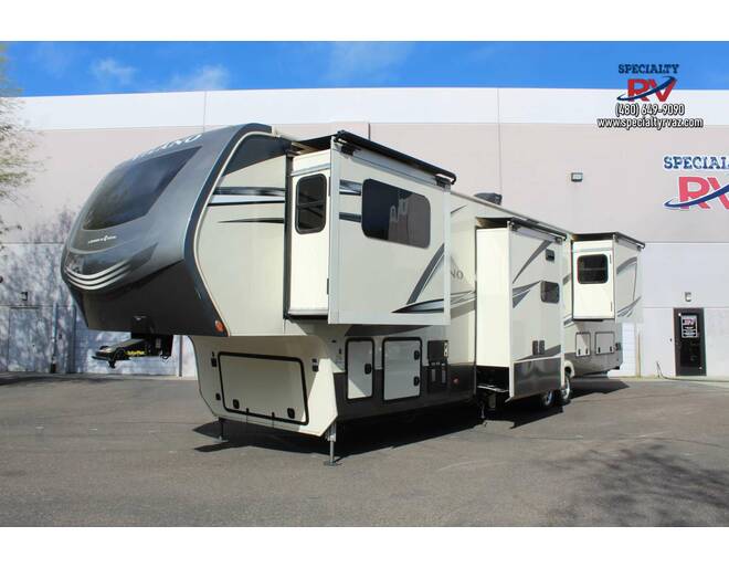 2022 Vanleigh Vilano 377FL Fifth Wheel at Specialty RVs of Arizona STOCK# 220498 Photo 11