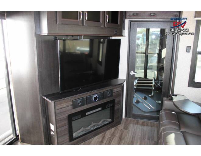 2023 Jayco Seismic Luxury Series 4113 Fifth Wheel at Specialty RVs of Arizona STOCK# 9N0087 Photo 16