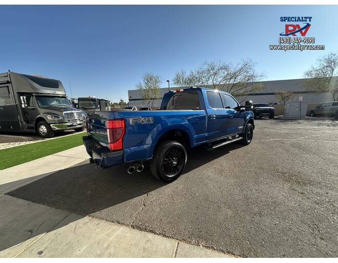 2022 Ford F250 Lariat Crew cab Pickup Truck at Specialty RVs of Arizona STOCK# C21294 Photo 5